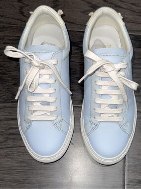 Givenchy Urban Knot Leather Sneakers